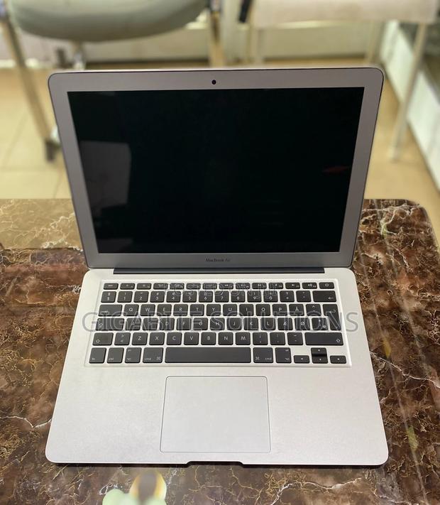 Laptop Apple MacBook Air 2014 4GB Intel Core I5 SSD 128GB