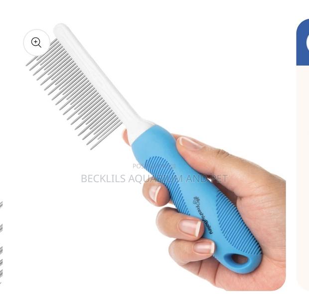 Detangling Pet Comb · Photo 3