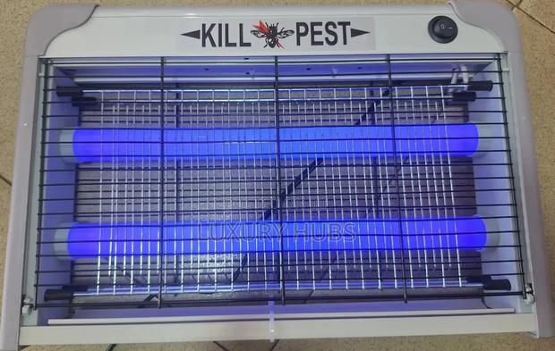 30w Instant Mosquito and Pest Repellent · Photo 3