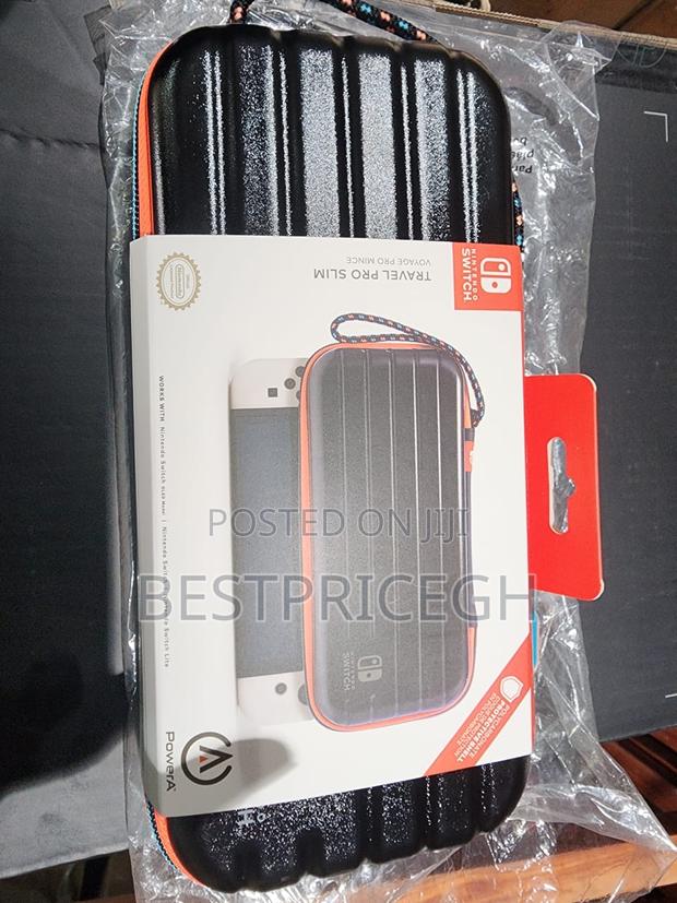 Nintendo Switch Travel Pro Slim Bag · Photo 3