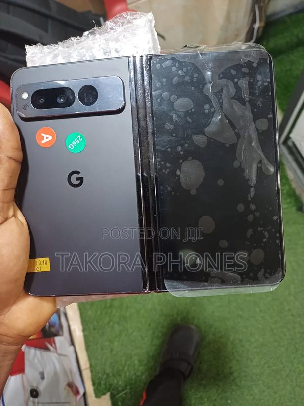 Google Pixel Fold 256 GB Black photo 2