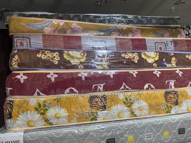 One and Half Mattress for Sale · Photo 2