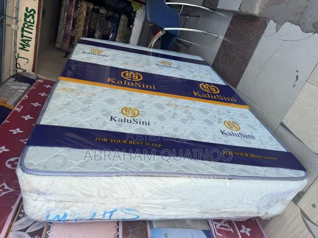 10inches High Density Mattress for Sale · Photo 2