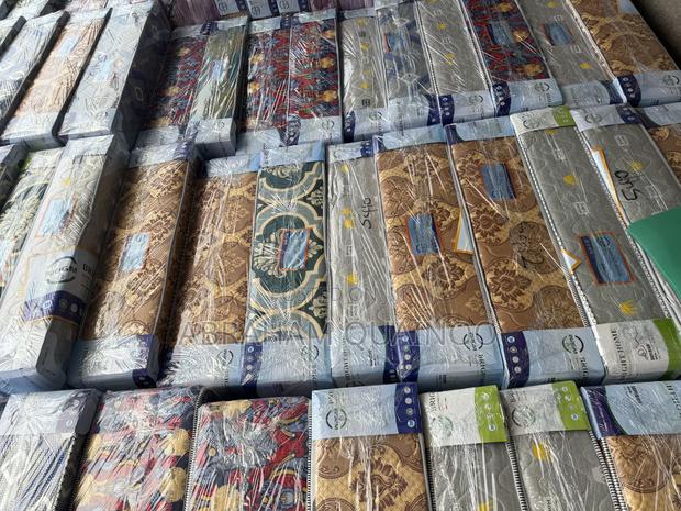 11inches High Density Double Mattress for Sale · Photo 2