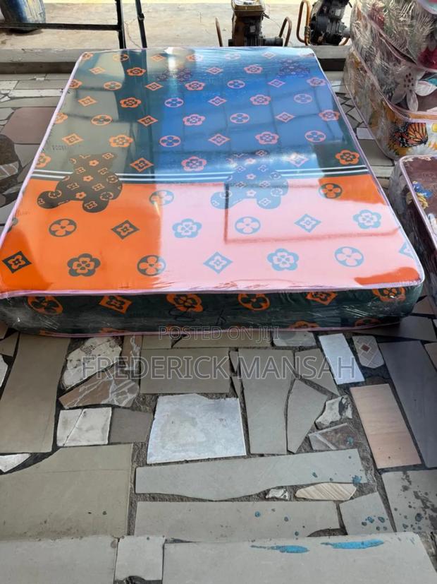 5inches Double Mattress for Sale · Photo 2
