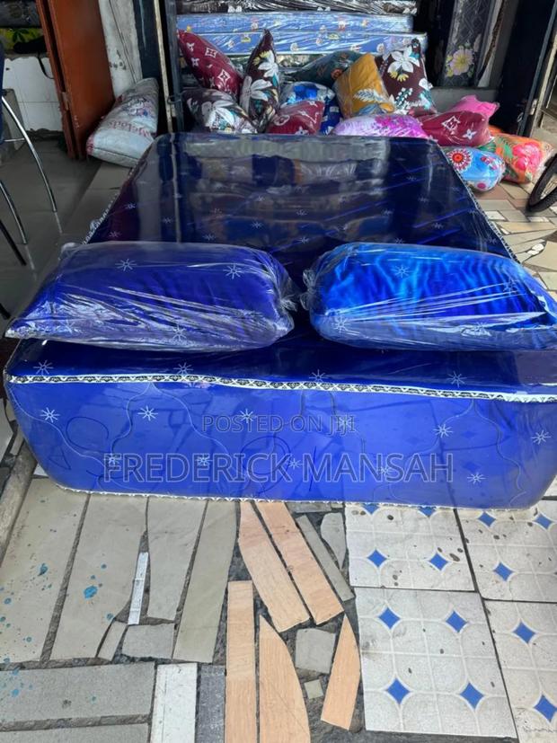 13inches Double Mattress for Sale · Photo 2