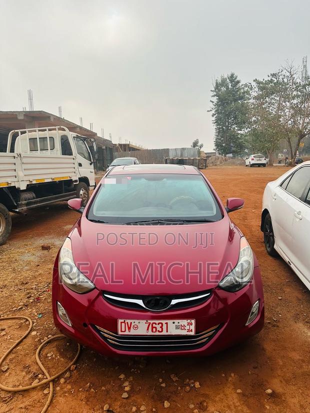 Hyundai Elantra GLS Sedan FWD (1.8L 4cyl 6A) 2013 Red