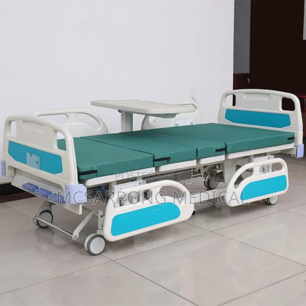 Hospital Bed With Mattress And Iv Pole · Photo 4