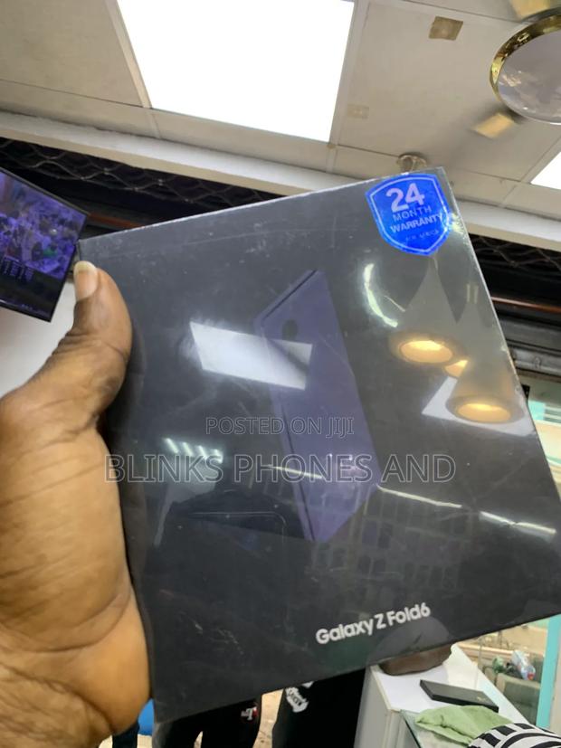 New Samsung Galaxy Z Fold6 256 GB Blue