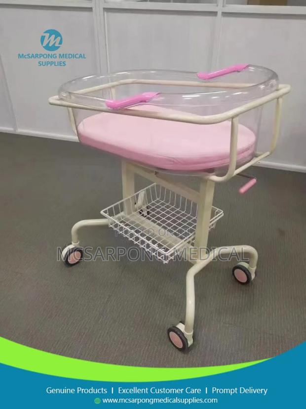 Hospital Pediatric Baby Cot Bed · Photo 2