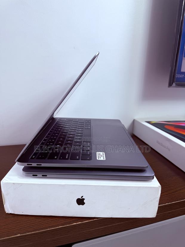 Laptop Apple MacBook Pro 2017 8GB Intel Core i5 SSD 256GB photo 4