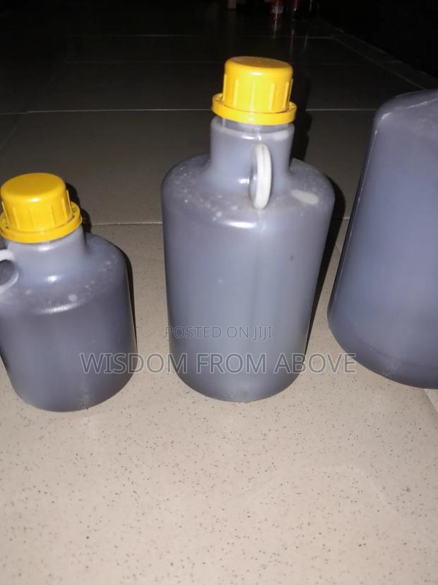 Bees Honey From Kwahu Aframplace It's Forest Honey · Photo 2