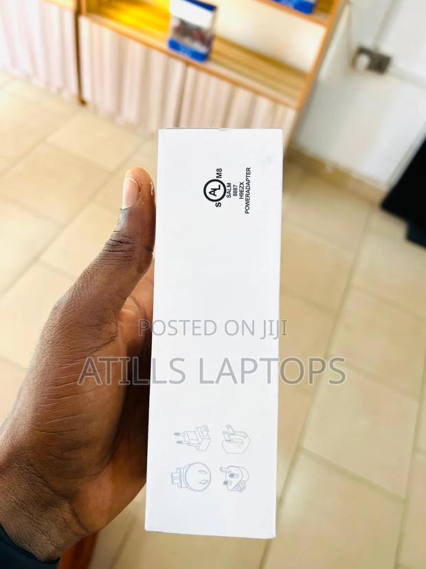 Apple Macbook Type C 87 Watts photo 3
