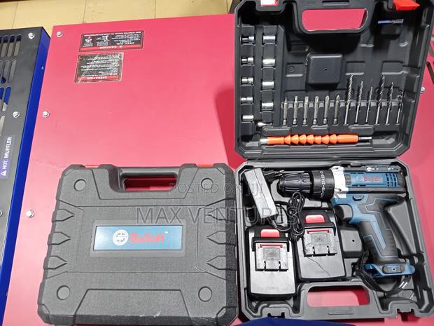 High Performance Cordless Rechargeable Drilling Machine · Photo 2