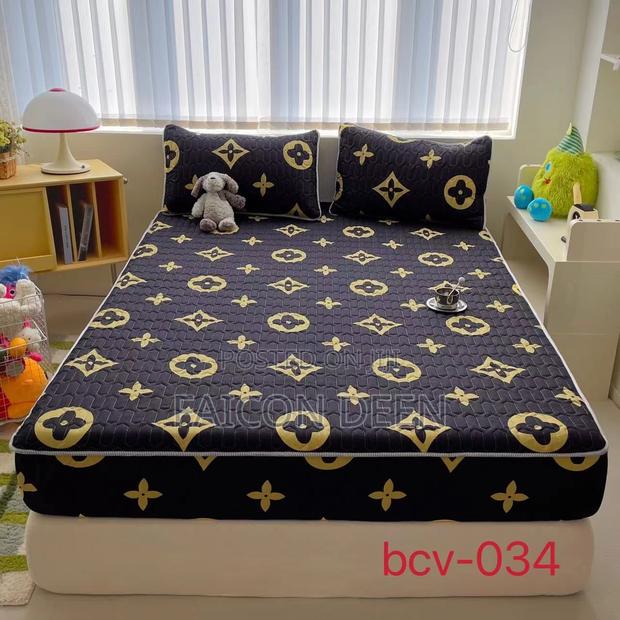 Highest Quality Double Mattress Covers (In Diff Colors · Photo 1