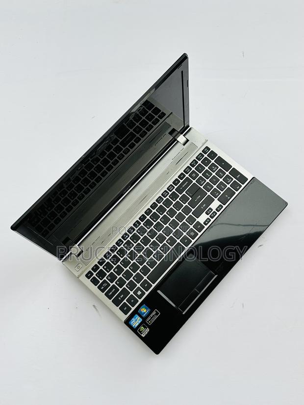 Laptop Acer Aspire V3-575 8GB Intel Core I5 HDD 1T