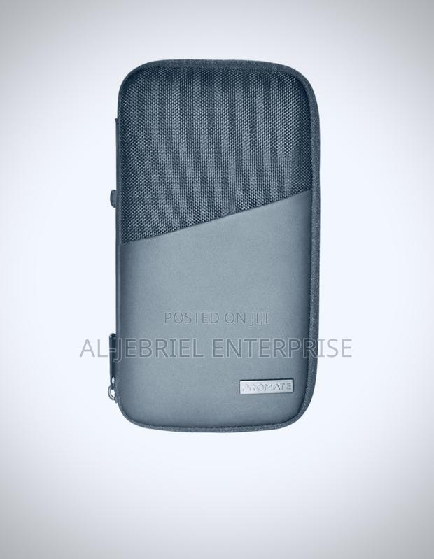Travel Pouch With Document Holder · Photo 4