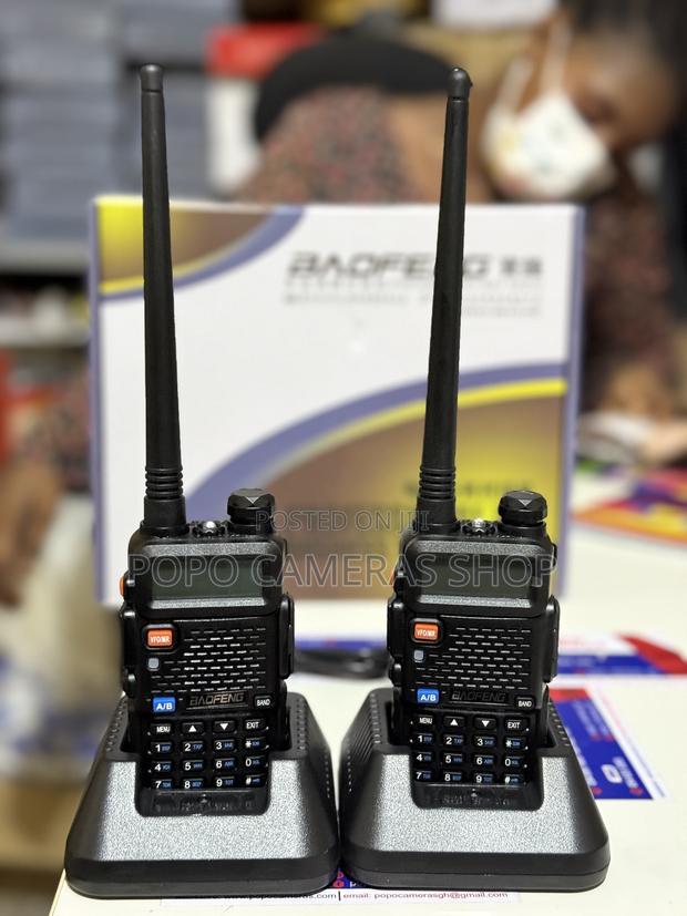 Baofeng Uv-5r 5w Dual Band Walkie Talkie (Pair) · Photo 2