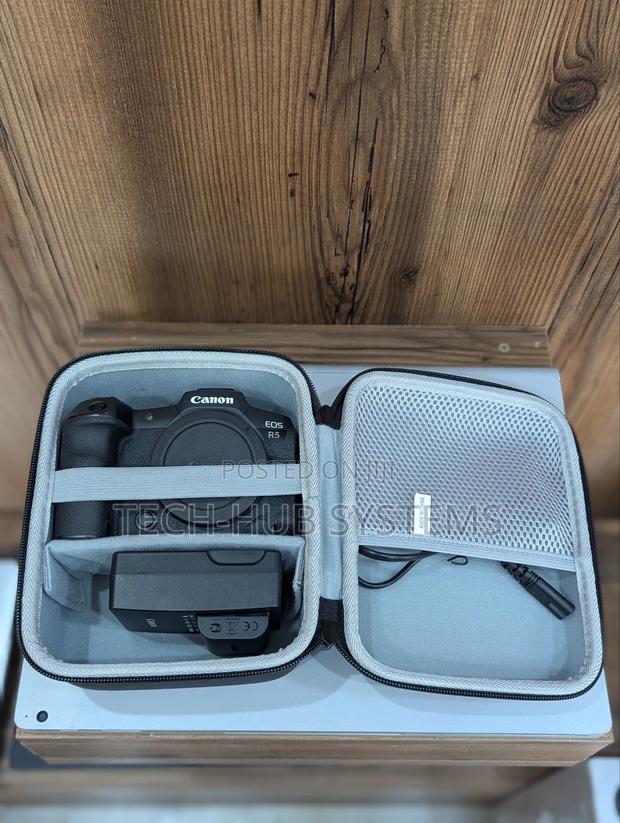 Canon Eos R5 Mirrorless Camera (Body Only)