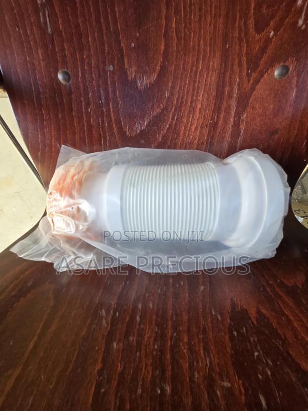 Toilet Adapter · Photo 3