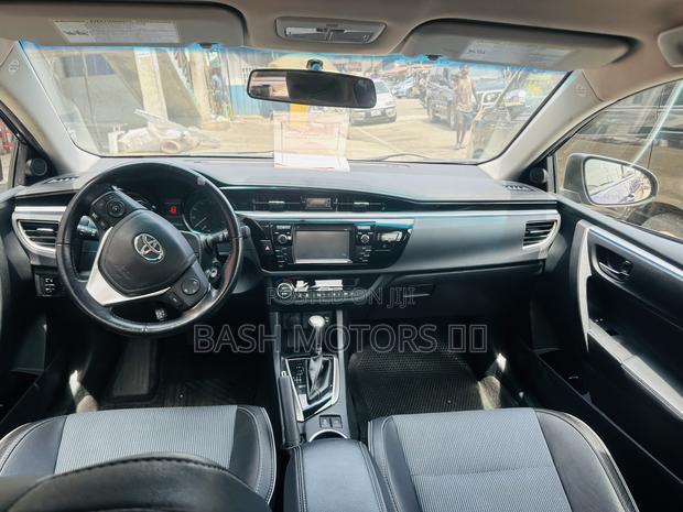 Toyota Corolla S 4dr Sedan (1.8L 4cyl CVT) 2016 Blue