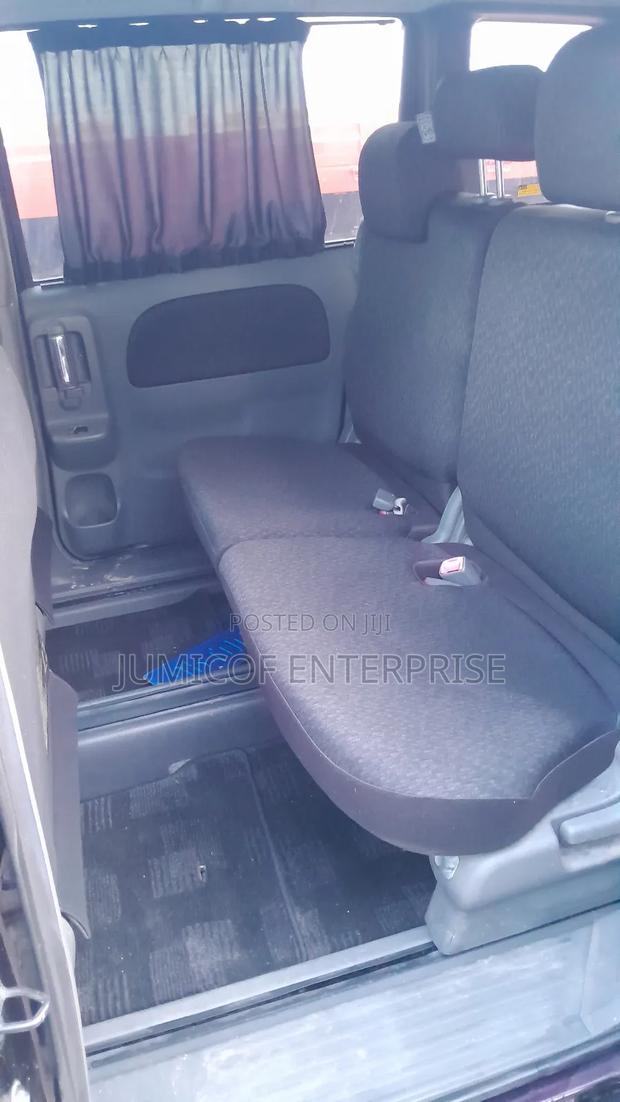 Toyota Sienta 1.5 FWD 2014 Purple · Photo 3