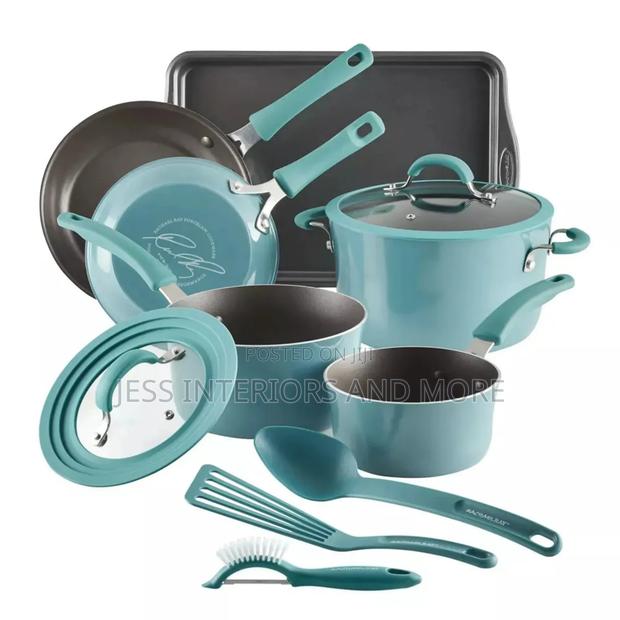 11pc Aluminum Nonstick Cookware Set · Photo 3