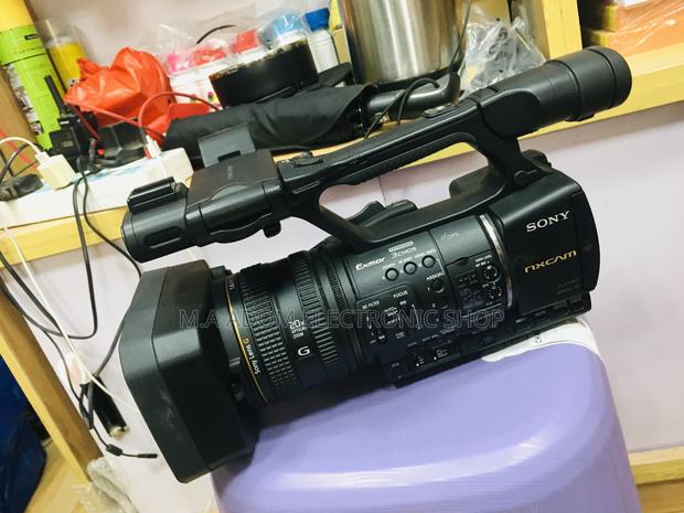 Sony Nx5 Camcorder With Sdi Hdmi Output · Photo 2