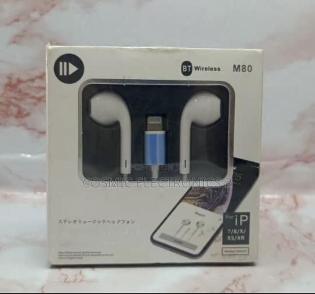 Lightning Earphones – Model M80 · Photo 4