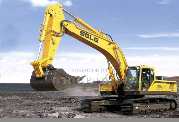 China SDLG Excavator · Photo 1