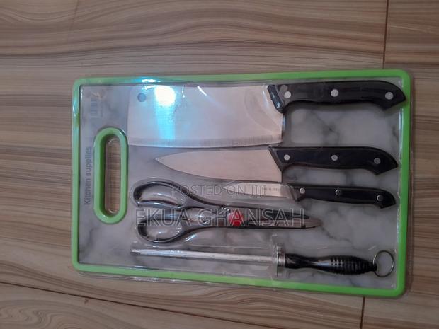 Chopping Board With Knife Set · Photo 4
