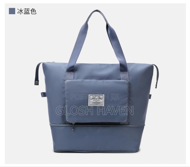 Waterproof Travelling Bag · Photo 4