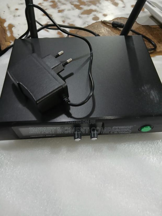 Shure Wireless Microphone Sh-300g