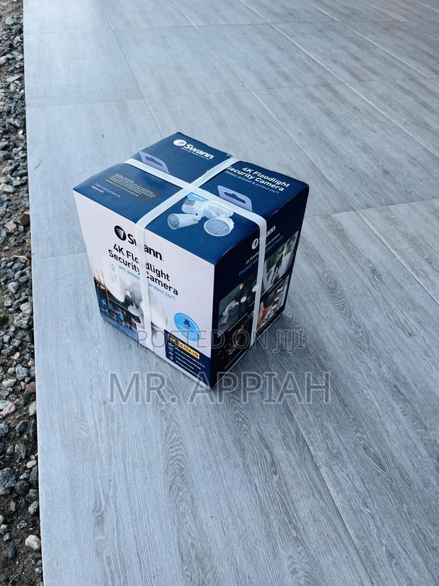 Fresh in Box Swann Floodlight Security Camera(White) · Photo 2