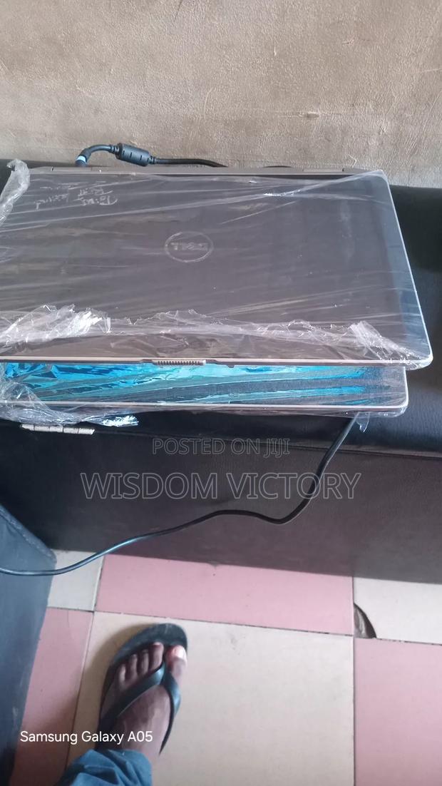 New Laptop Dell Latitude 12 E7250 8GB Intel Core i5 HDD 500GB