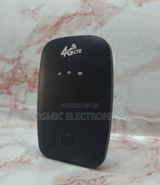 Mobile Wi-Fi Router photo 3