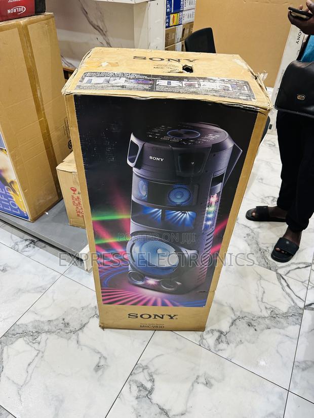 Ultra Modern MHC-V83d Sony Speakers · Photo 2