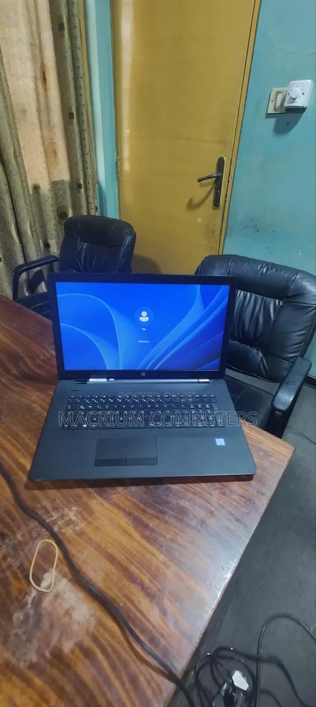 Laptop HP Pavilion 17 8GB Intel Core I5 SSD 256GB photo 3
