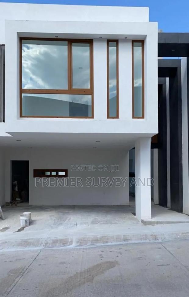 Building Construction Company · Photo 4