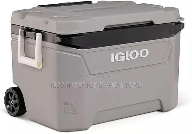 Sunset 60 Quart Roller Cooler · Photo 4
