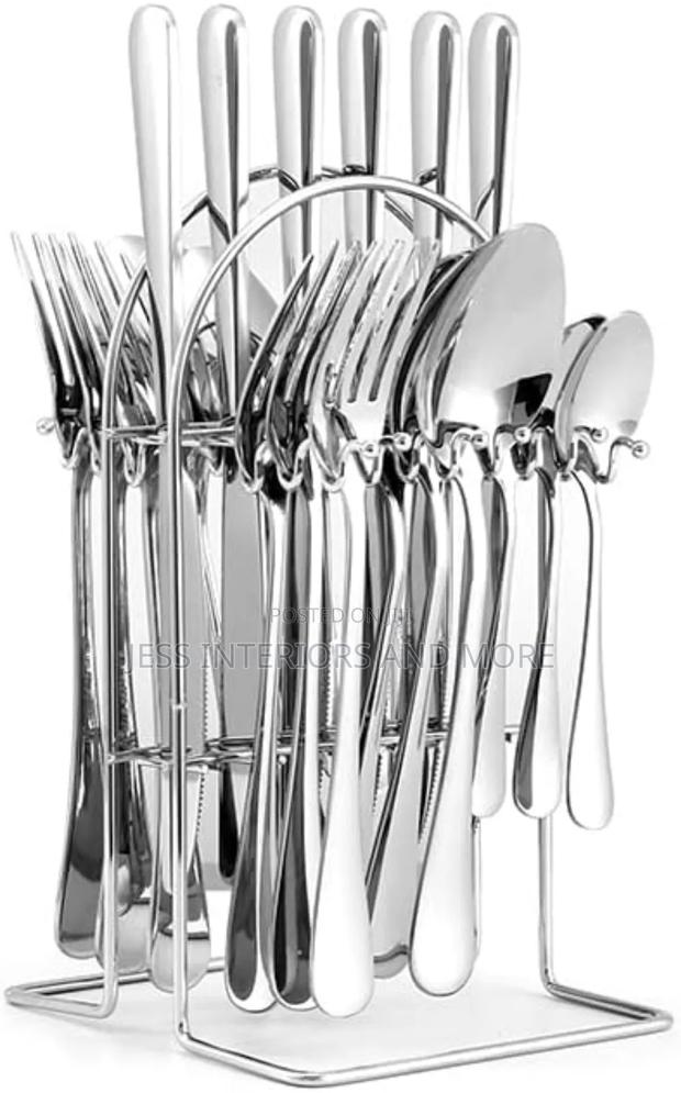 24 Piece Stainless Steel Cutlery Set(Silver) · Photo 4