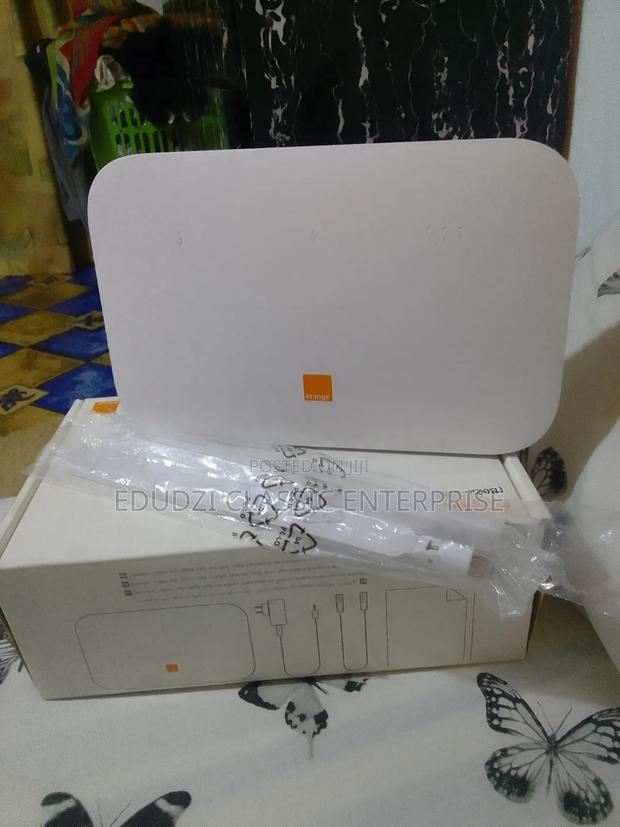 B622-335 5g Universal Tabo Flybox Router · Photo 2