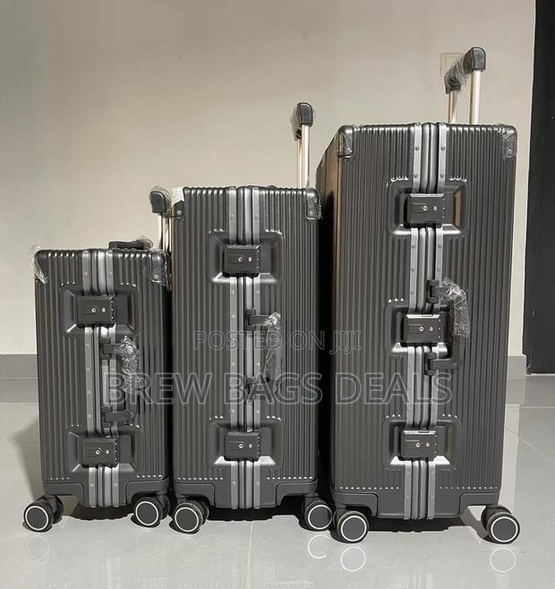 Jony Dark Grey 3set Aluminum Purely Locks Trunk Suitcase. · Photo 3