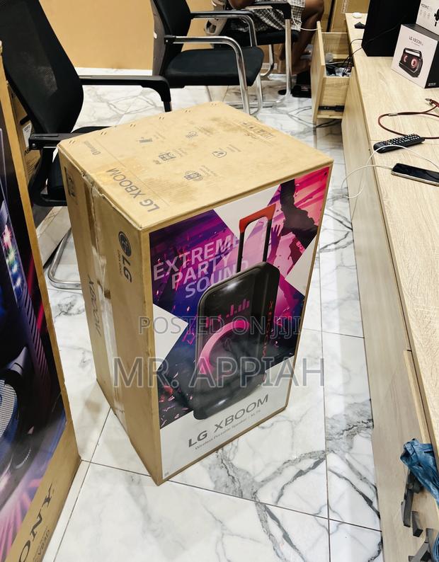 Check Out Lg Xl7s Portable Bluetooth Speaker. · Photo 2