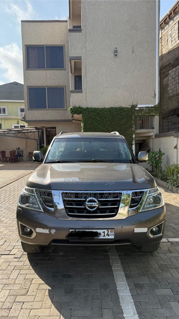 Nissan Patrol 2014 Brown