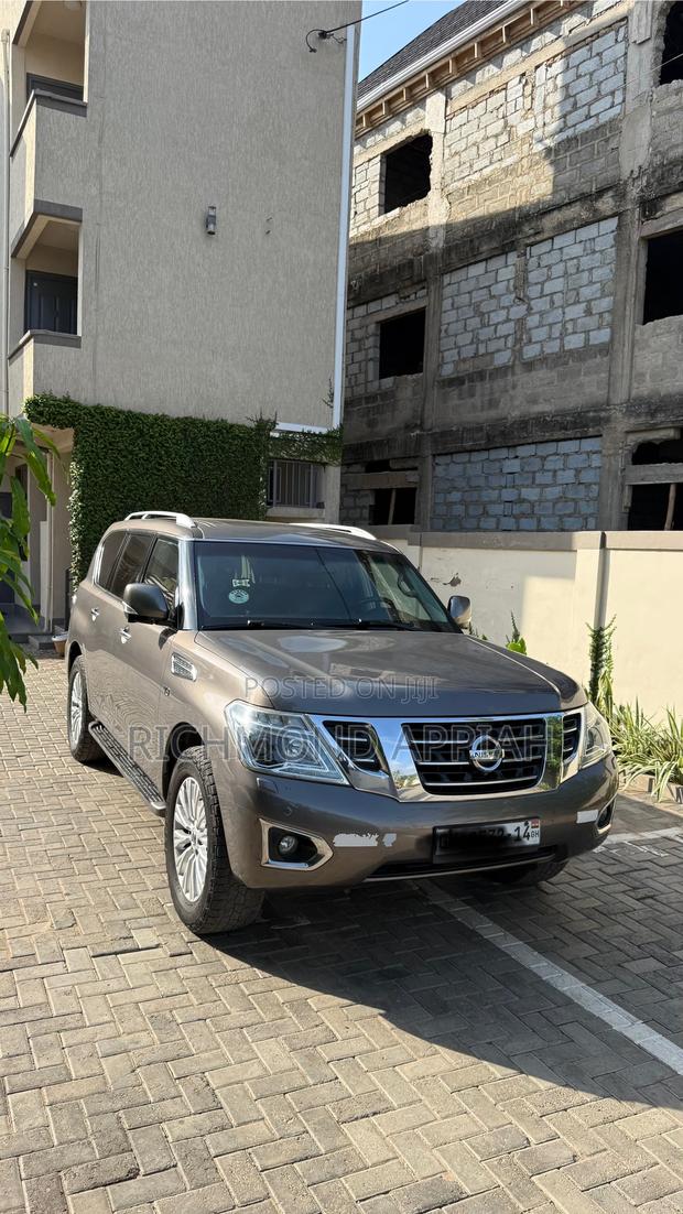 Nissan Patrol 2014 Brown