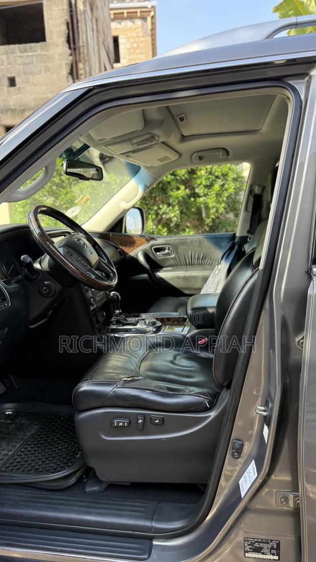 Nissan Patrol 2014 Brown