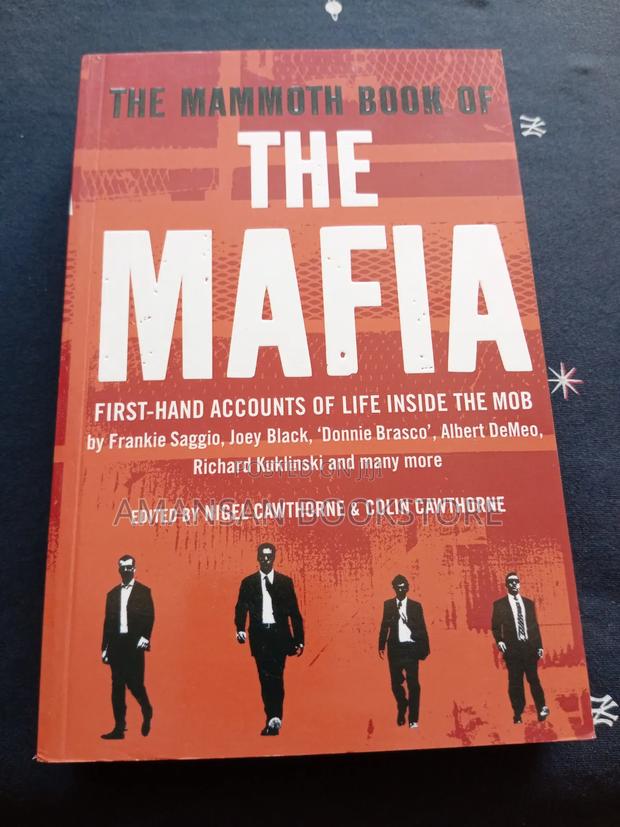 The Mammoth Book of the Mafia · Photo 2