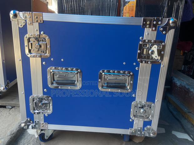 Amplify Rack 12u 2 Doors · Photo 3