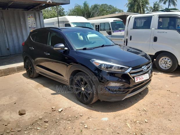 Hyundai Tucson 2018 Black · Photo 3